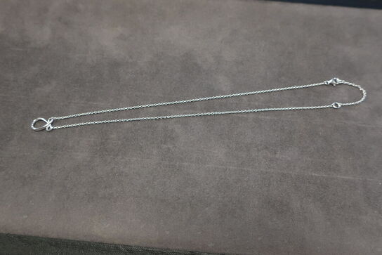 Pearls Small Teardrop Necklace