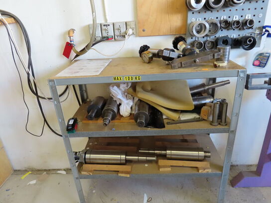 Test/rette bænk med værktøj