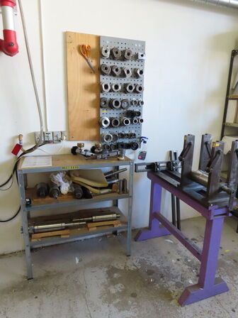 Test/rette bænk med værktøj