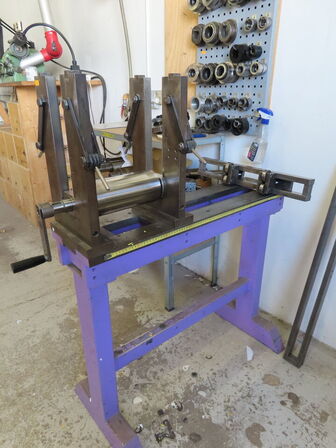 Test/rette bænk med værktøj