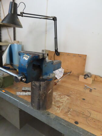 Arbejdsbord, med indhold