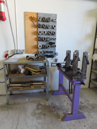 Test/rette bænk med værktøj