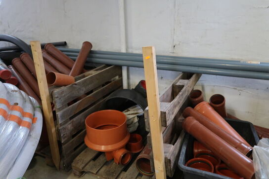 Div. Rør, slanger, kloakrør m.m.