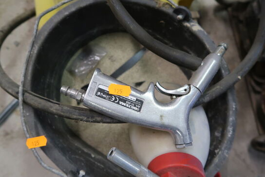 Trykluftværktøj m.m.