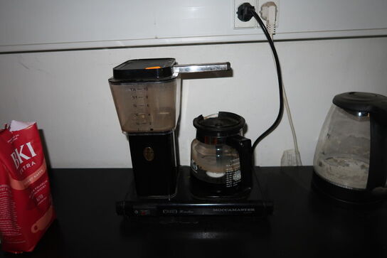 Bord med kaffemaskine MOCCA MASTER