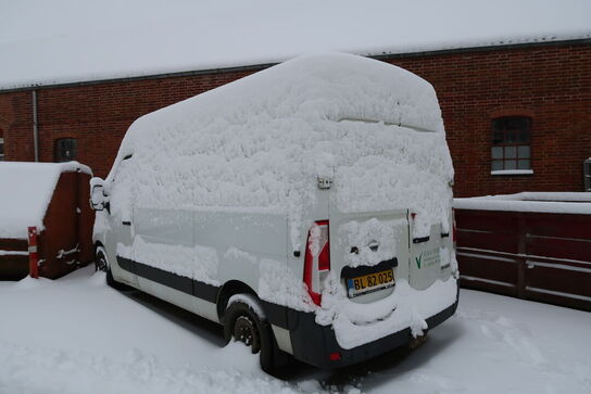 Varebil NISSAN Nv400 2.3 Dci 145 Euro6 Kassevogn