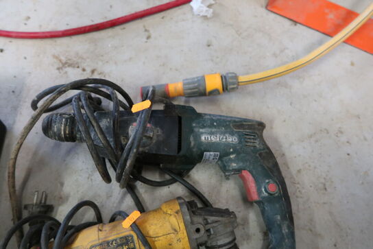 2 stk. håndværktøj DEWALT DWE4057, METABO KHE 2444