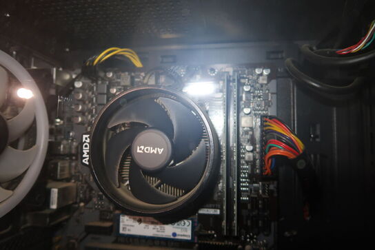 2 stk. computerskærme ACER, labelprinter DYMO, tastatur, mus, computer