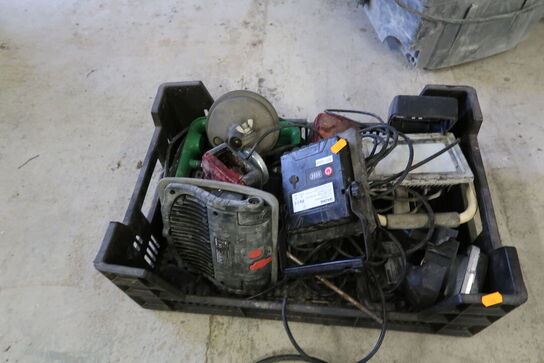 Kasse med div. Arbejdslamper