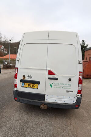 Varebil NISSAN Nv400 2.3 Dci 145 Euro6 Kassevogn
