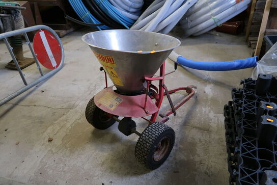 Saltspreder RONDINI Jardin SPT/50