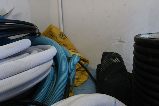 Div. Rør, slanger, kloakrør m.m.