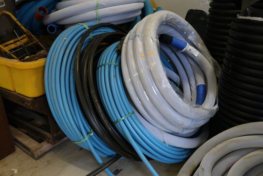 Div. Rør, slanger, kloakrør m.m.