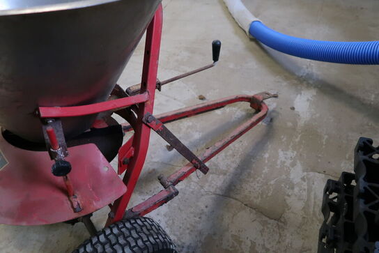 Saltspreder RONDINI Jardin SPT/50