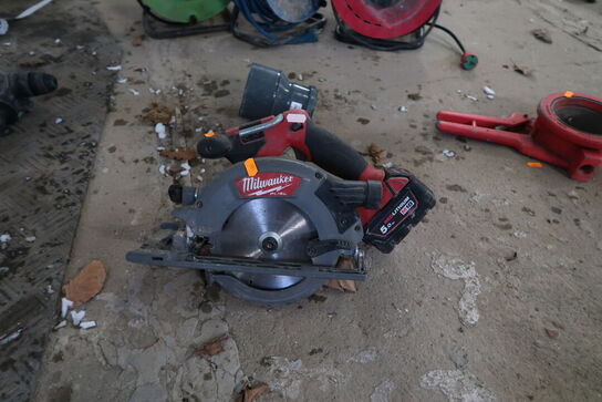 Akku rundsav MILWAUKEE M18 CCS55 med batteri