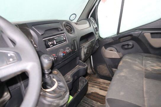 Varebil NISSAN Nv400 2.3 Dci 145 Euro6 Kassevogn