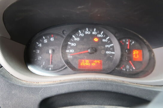 Varebil NISSAN Nv400 2.3 Dci 145 Euro6 Kassevogn