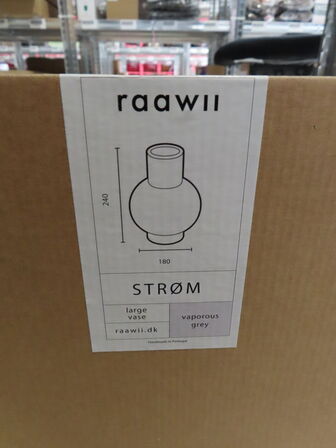 Vase RAAWII