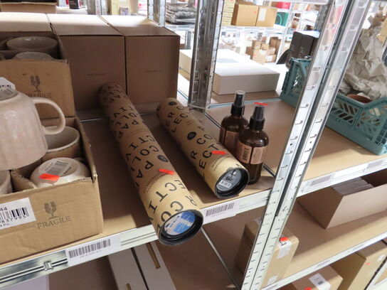 Diverse plastmåtter, m.v.