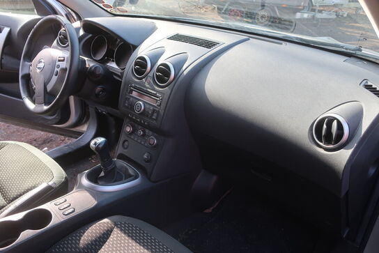 Personbil NISSAN QASHQAI 1.6 (momsfri)