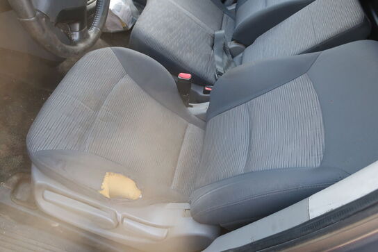 Varebil HYUNDAI H1 2.5 CRDI KASSEVOGN