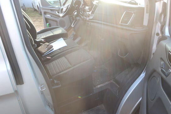 Varebil FORD TRANSIT CUSTOM VAN 2.0 TDCI - FWD (170 HK) med indhold