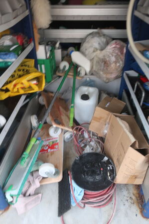 Varebil FORD TRANSIT CUSTOM VAN 2.0 TDCI - FWD (170 HK) med indhold