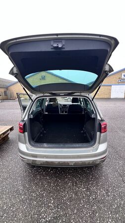 Varebil VOLKSWAGEN GOLF SPORTSVAN 2.0 TDI BMT 150 HK