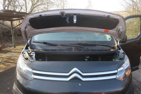 Varebil CITROEN JUMPY 2.0 BLUEHDI 120 HK