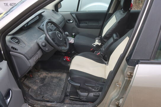 Personbil RENAULT SCENIC 2.0 16V (MOMSFRI)