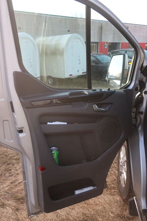 Varebil FORD TRANSIT CUSTOM VAN 2.0 TDCI - FWD (170 HK) med indhold