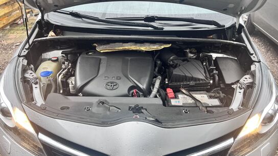 Varerbil toyota sportsvan 1.6 D-4d