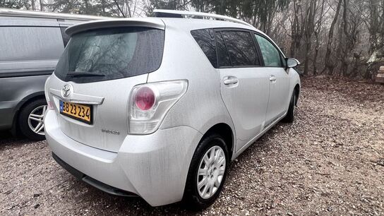 Varerbil toyota sportsvan 1.6 D-4d