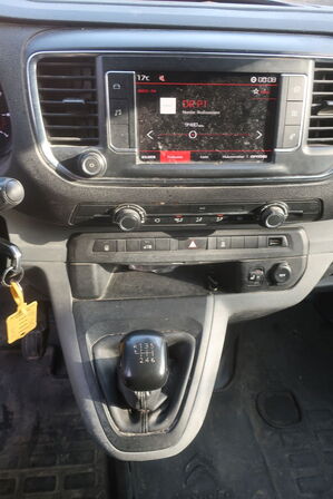 Varebil CITROEN JUMPY 2.0 BLUEHDI 120 HK