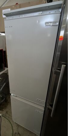 Køl/frys indbygning, brugt FRIGOR