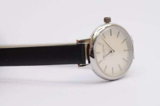 Dameur LARS LARSEN 22 mm.(127P5)