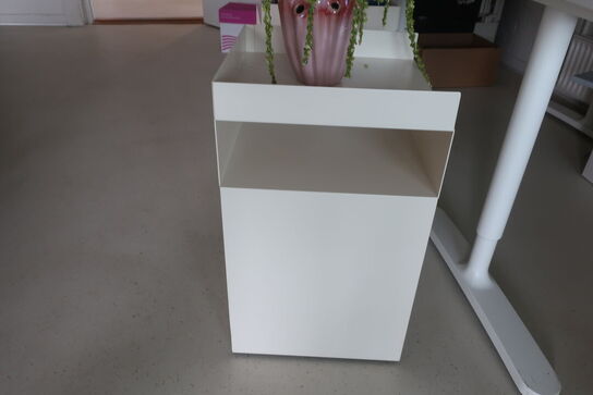 Sidebord INTERIOR SECRECTS Nolani