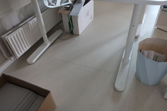 Skrivebord uden indhold