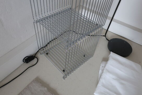 2 stk. hylder MONTANA Panton Wire m. marmorplade 