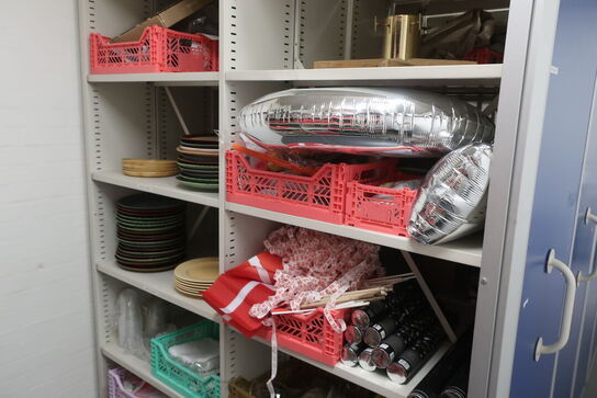 Alt indhold i reoler 