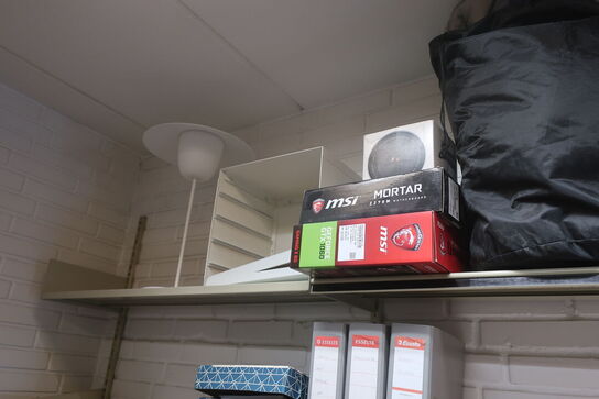 Soveposer, kontorinventar, scannere m.v. 