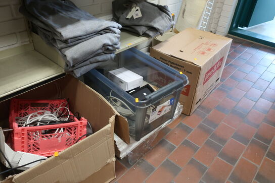 Diverse ledninger, stikdåser m.v. 