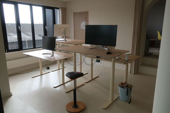 ByFlou.com ApS *Jyllandsvej Del 1 - Kontorinventar*