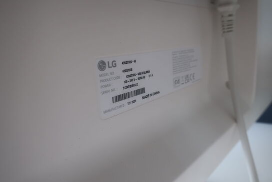 Fjernsyn 43" LG 43SQ700S-W