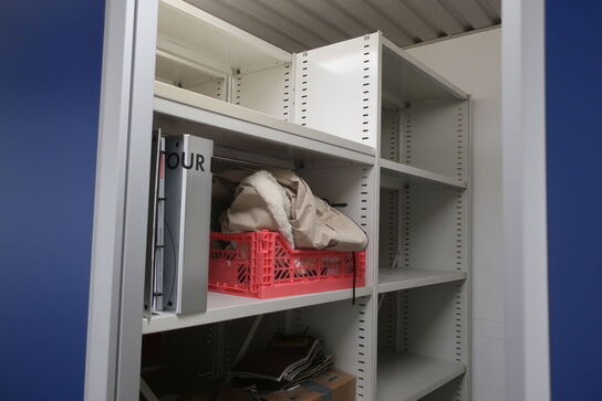 Alt indhold i reoler 