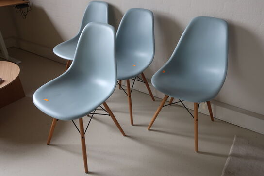 4 stk. spisebordsstole VITRA Eames DSW 