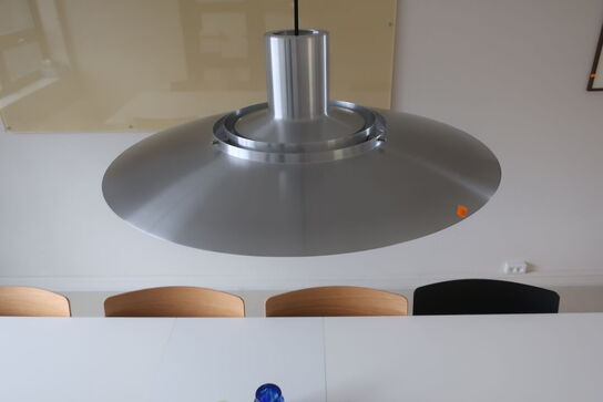 Pendel &TRADITION P376