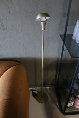 Gulvlampe FERM LIVING 