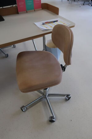 Kontorstol ENGELBRECTHS