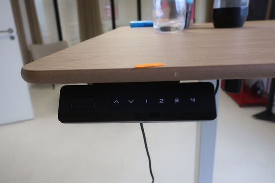 El. hæve/sænke skrivebord